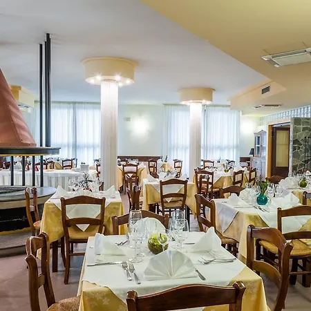 Bacco アシェーア